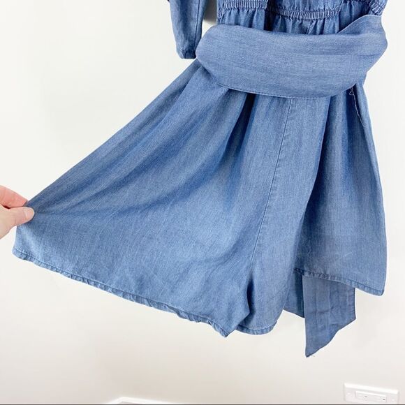 RD Style‎ Chambray Off-the-Shoulder Romper w/Wide Belt and Peplum Sleeves - Picture 9 of 12